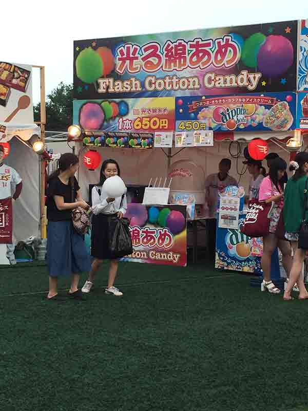 光るわたあめをFlash cotton candyを楽天koboスタジアム宮城で販売しました